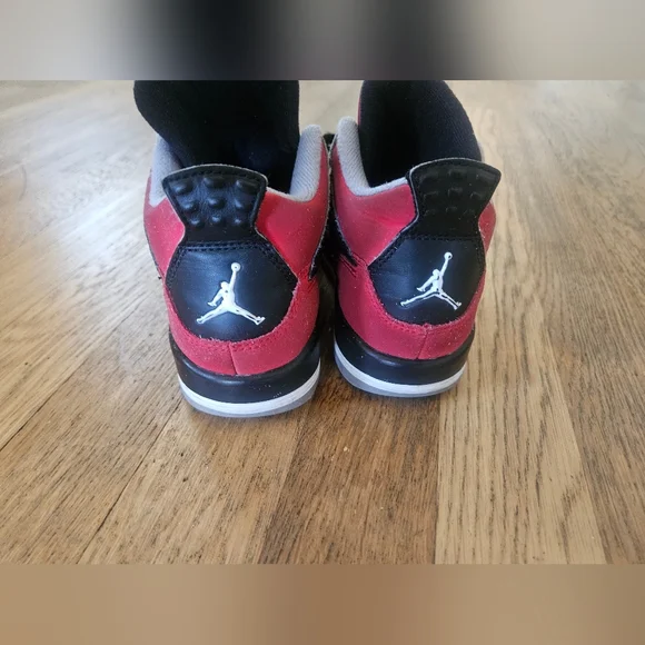 2013 Jordan 4 Retro Toro Bravo (GS) Size 13 c - Picture 4 of 6